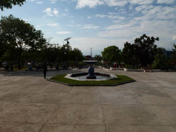 Principal praça de Pétion-Ville, bairro mais chique da capital Port-au-Prince, no Haiti